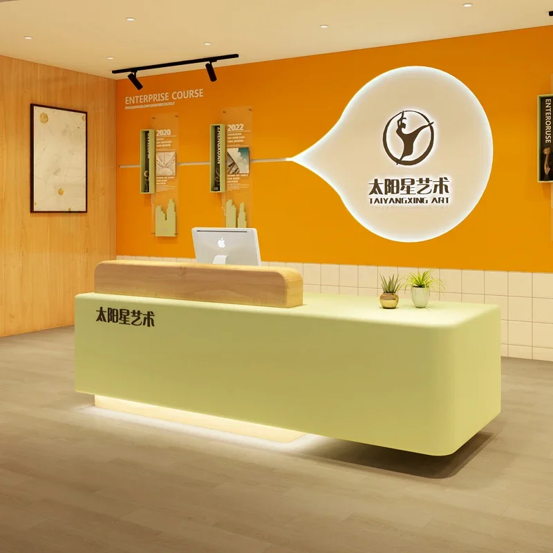 現代的な教会の説教壇、美容室、レジ、衣料品店、受付、研修施設 - Photography Training のレビューと価格