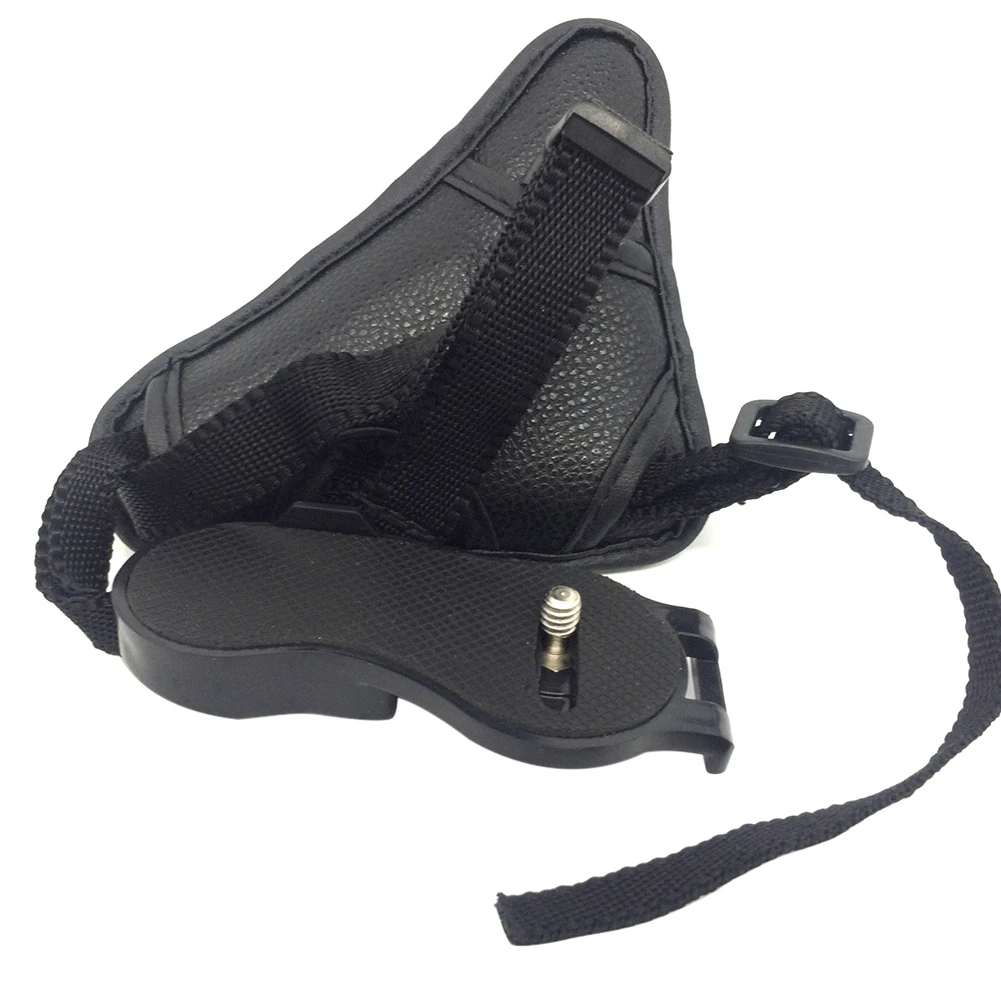 プロフェッショナルなソフトPUレザー製ハンドグリップホルダー - Camera Strap Leather のレビューと価格