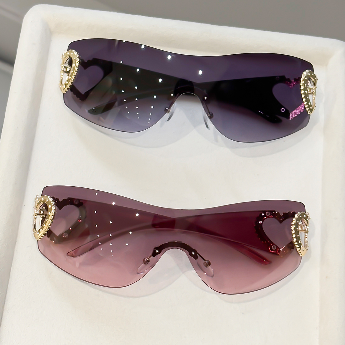 2個入り Y2K一体型フレームレスメガネ、ダブルハートデザイ - Photography Design のレビューと価格