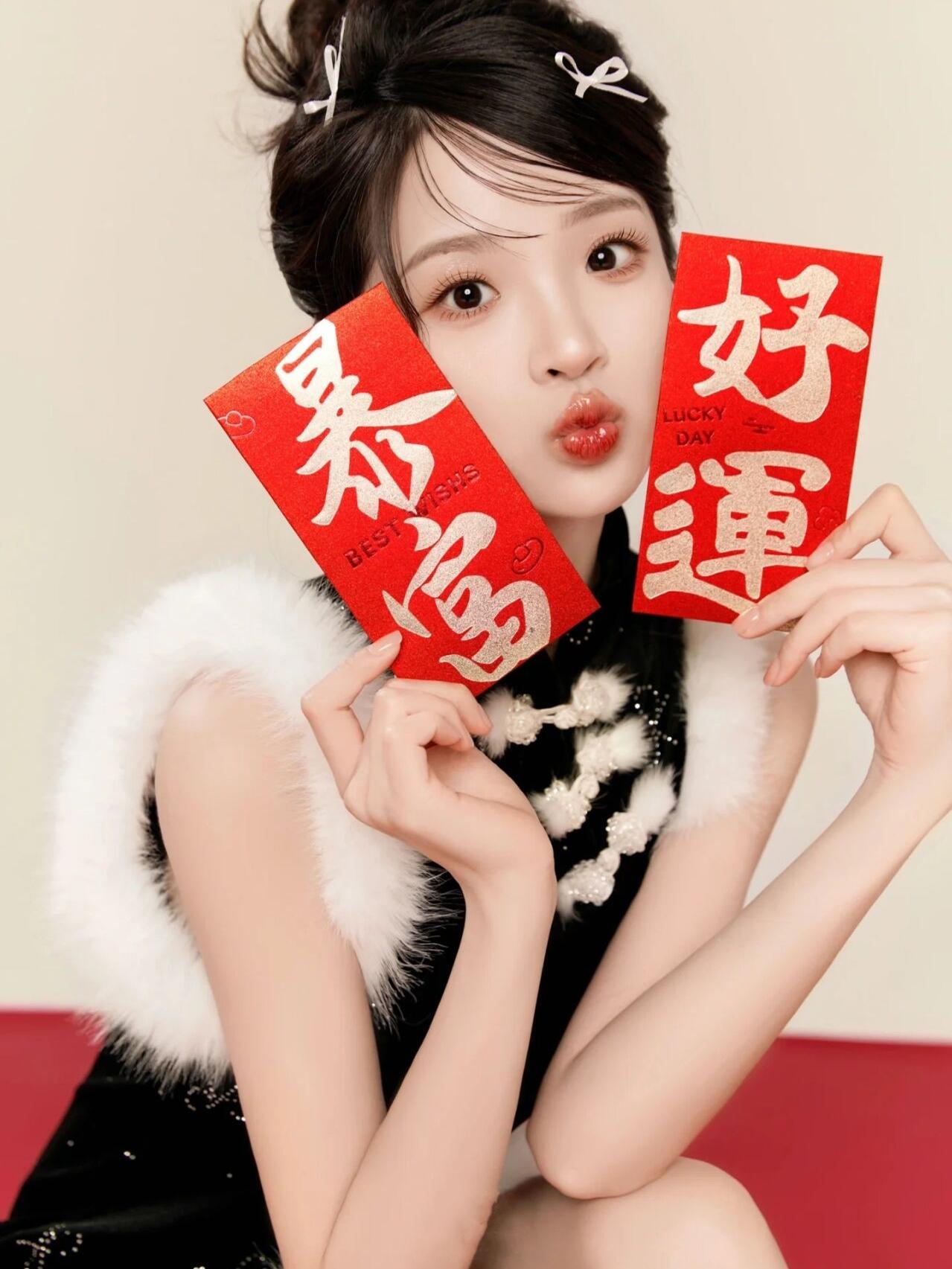 新年 2025 蛇年 中国風写真撮影衣装 全国トレンド 新中 - Photography Of The Year 2025 のレビューと価格