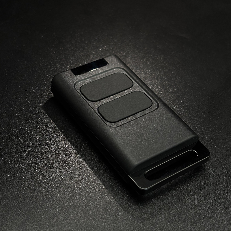互換性のあるCOMUNELLO VICTOR 2 4 SYN - Remote Shutter Release のレビューと価格