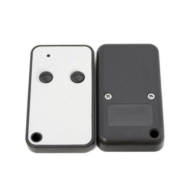 ROGER リモコン E80/TX52R/2 E80 TX5 - Remote Shutter Release のレビューと価格