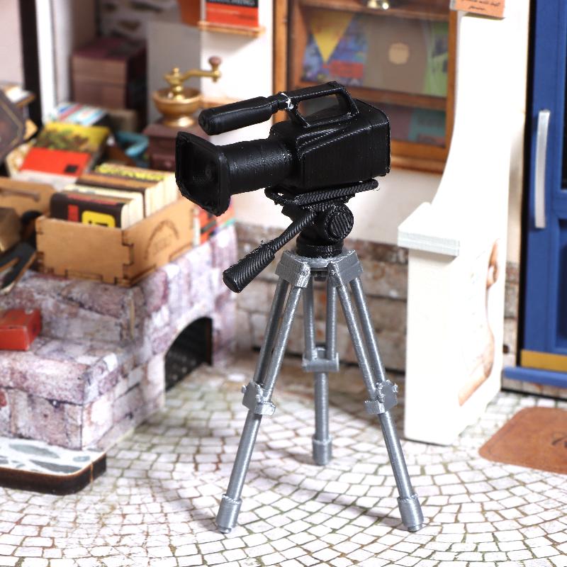 ミニビデオカメラ三脚モデル 1:12 スケールドールハウス写 - Photography Videography のレビューと価格